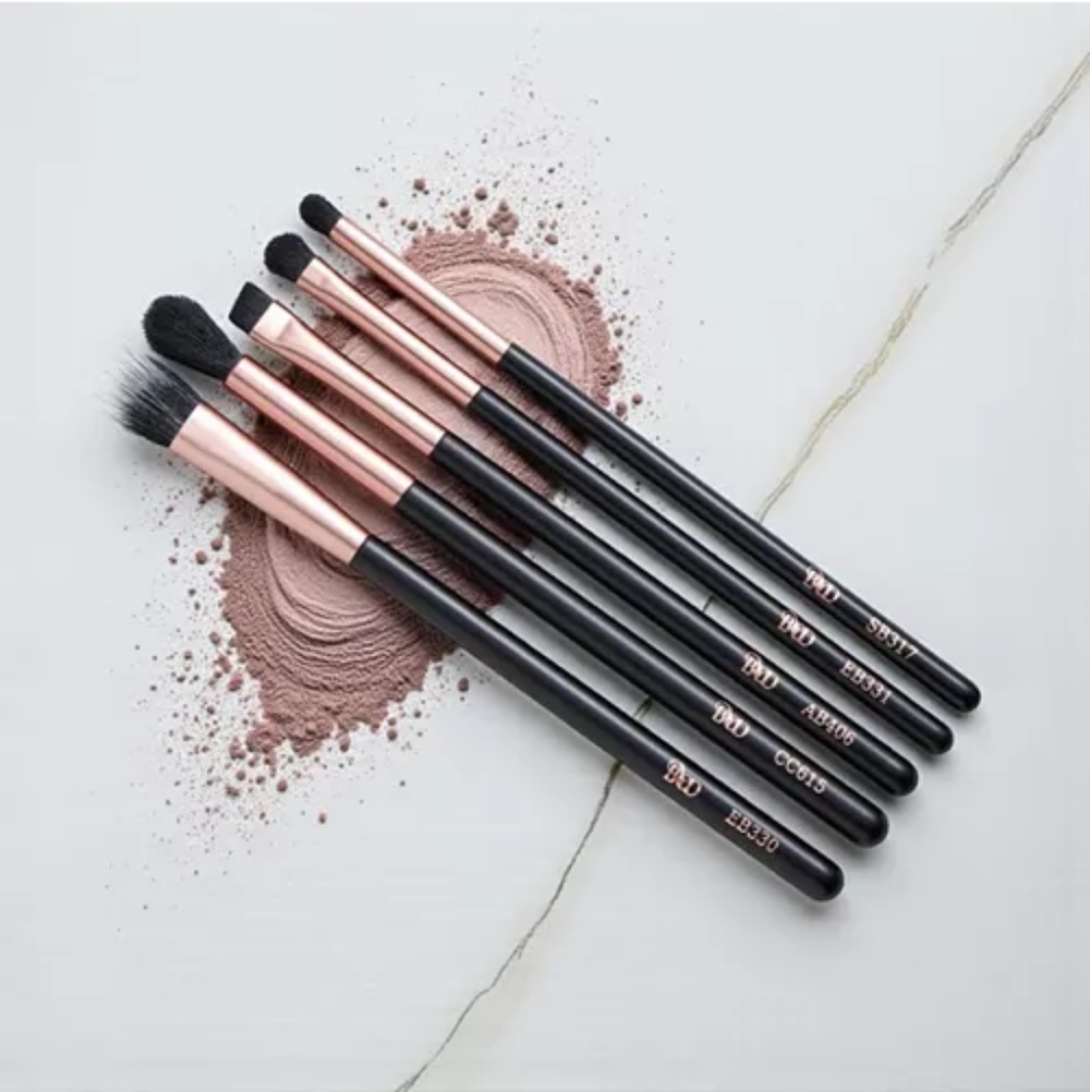 Be Your Own Desire 5 Piece Eyeshadow Brush Set - Shadow, Liner, Brow, Crease
